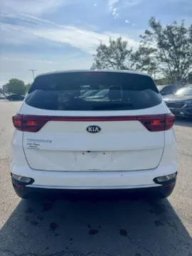 More photos of 2021 Kia Sportage LX at Cable Dahmer Kia of Lee's Summit, MO