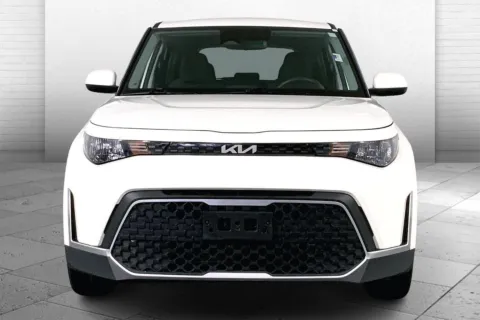 Photos of 2024 Kia Soul LX for sale in Lee's Summit, MO at Cable Dahmer Kia of Lee's Summit