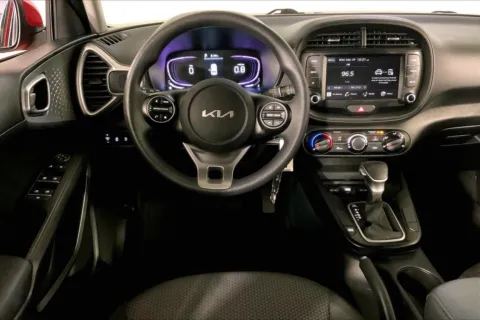 More photos of 2024 Kia Soul LX at Cable Dahmer Kia of Lee's Summit, MO