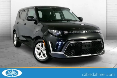 Black 2023 Kia Soul LX for sale in Lee's Summit, MO