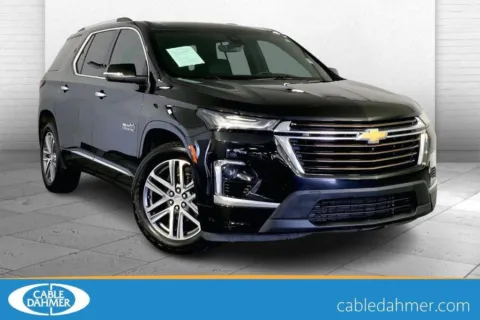 Black 2023 Chevrolet Traverse High Country for sale in Lee's Summit, MO