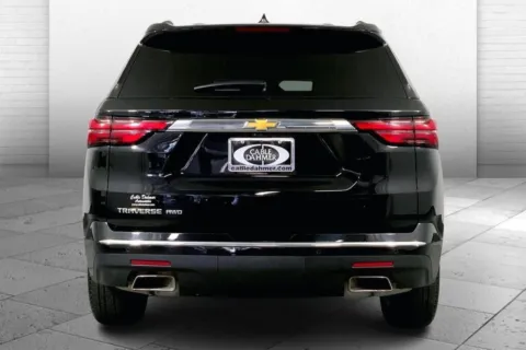 Another view of 2023 Chevrolet Traverse High Country for sale in Lee's Summit, MO at Cable Dahmer Kia of Lee's Summit