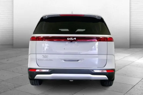 Another view of 2022 Kia Carnival EX for sale in Lee's Summit, MO at Cable Dahmer Kia of Lee's Summit