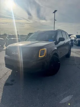 Green 2022 Kia Telluride EX for sale in Lee's Summit, MO