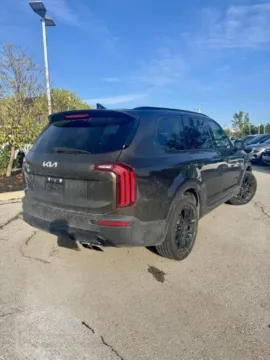 More photos of 2022 Kia Telluride EX at Cable Dahmer Kia of Lee's Summit, MO