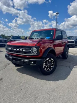 Red 2023 Ford Bronco Black Diamond for sale in Lee's Summit, MO