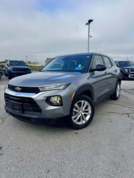 Gray 2023 Chevrolet Trailblazer LS for sale in Lee's Summit, MO