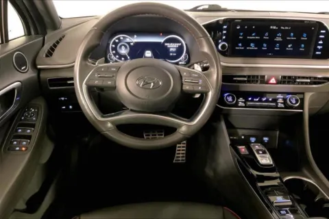 More photos of 2023 Hyundai SONATA SEL Plus at Cable Dahmer Kia of Lee's Summit, MO
