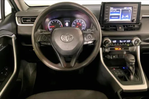 More photos of 2019 Toyota RAV4 XLE at Cable Dahmer Kia of Lee's Summit, MO