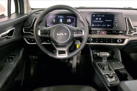 More photos of 2024 Kia Sportage LX at Cable Dahmer Kia of Lee's Summit, MO