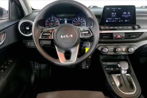 More photos of 2024 Kia Forte LXS at Cable Dahmer Kia of Lee's Summit, MO