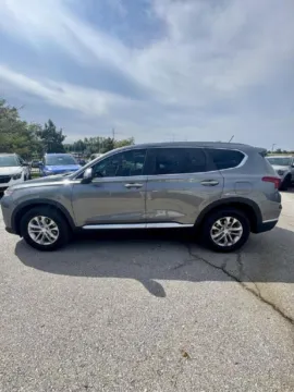 Photos of 2019 Hyundai SANTA FE SE for sale in Lee's Summit, MO at Cable Dahmer Kia of Lee's Summit