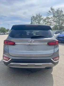 More photos of 2019 Hyundai SANTA FE SE at Cable Dahmer Kia of Lee's Summit, MO