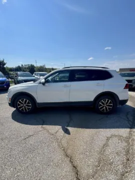 Photos of 2021 Volkswagen Tiguan SE for sale in Lee's Summit, MO at Cable Dahmer Kia of Lee's Summit