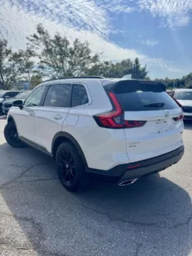 Another view of 2025 Honda CR-V Hybrid Sport-L for sale in Lee's Summit, MO at Cable Dahmer Kia of Lee's Summit