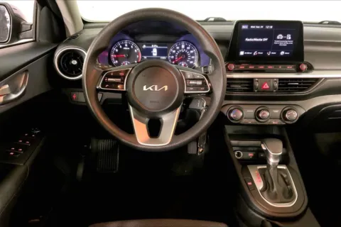 More photos of 2024 Kia Forte LXS at Cable Dahmer Kia of Lee's Summit, MO