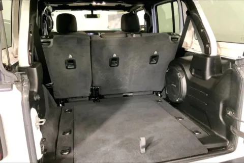 More photos of 2021 Jeep Wrangler Unlimited Sahara at Cable Dahmer Kia of Lee's Summit, MO