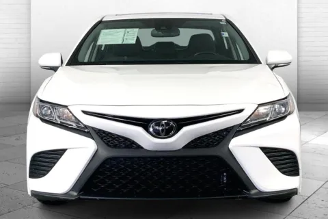 Photos of 2020 Toyota Camry SE for sale in Lee's Summit, MO at Cable Dahmer Kia of Lee's Summit