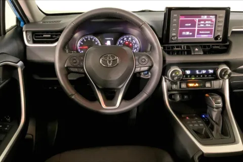 More photos of 2019 Toyota RAV4 XLE at Cable Dahmer Kia of Lee's Summit, MO