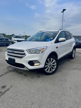 White 2018 Ford Escape Titanium for sale in Lee's Summit, MO