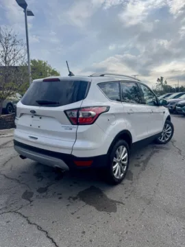More photos of 2018 Ford Escape Titanium at Cable Dahmer Kia of Lee's Summit, MO
