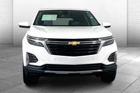 Photos of 2023 Chevrolet Equinox LT for sale in Lee's Summit, MO at Cable Dahmer Kia of Lee's Summit