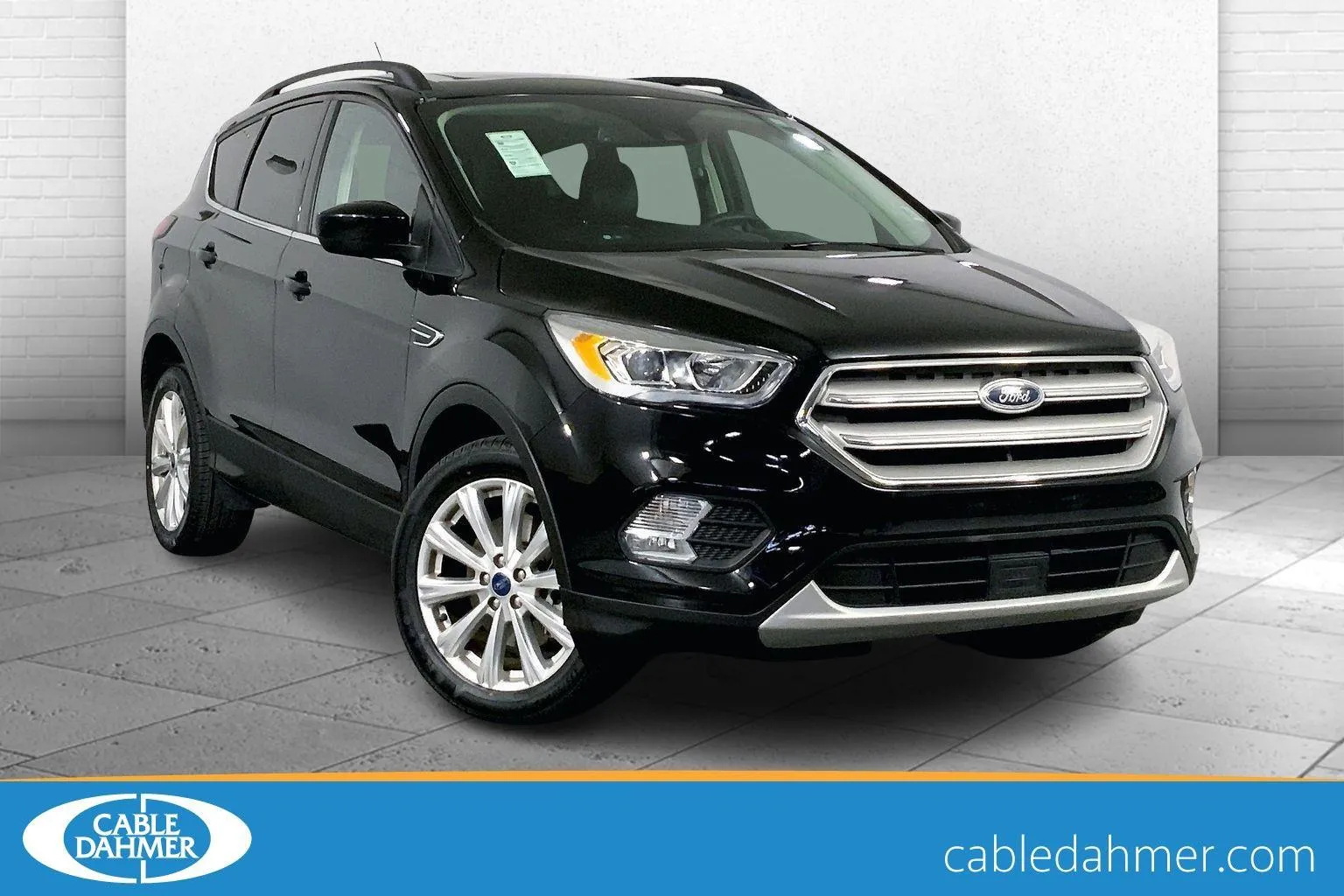 Black 2019 Ford Escape SEL for sale in Lee's Summit, MO