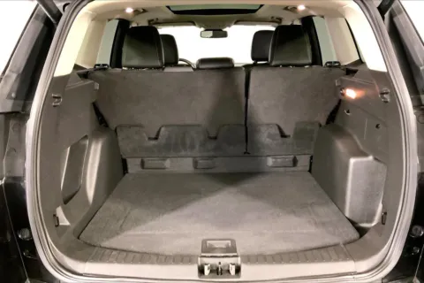 More photos of 2019 Ford Escape SEL at Cable Dahmer Kia of Lee's Summit, MO