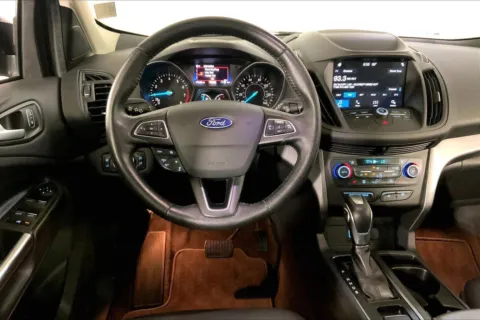 More photos of 2019 Ford Escape SEL at Cable Dahmer Kia of Lee's Summit, MO