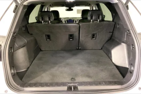 More photos of 2018 Chevrolet Equinox Premier at Cable Dahmer Kia of Lee's Summit, MO