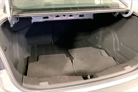 More photos of 2019 Chevrolet Cruze LT at Cable Dahmer Kia of Lee's Summit, MO