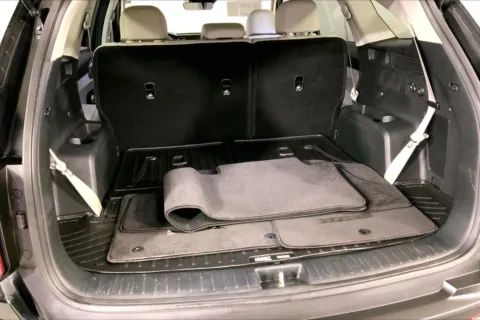 More photos of 2022 Kia Sorento X-Line S at Cable Dahmer Kia of Lee's Summit, MO