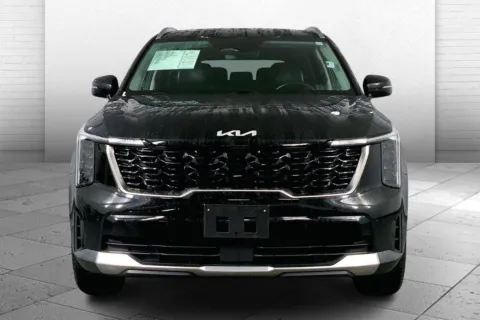 Photos of 2024 Kia Sorento S for sale in Lee's Summit, MO at Cable Dahmer Kia of Lee's Summit