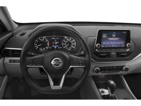 More photos of 2020 Nissan Altima 2.5 S at Cable Dahmer Kia of Lee's Summit, MO
