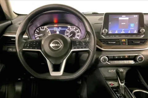 More photos of 2024 Nissan Altima 2.5 SV at Cable Dahmer Kia of Lee's Summit, MO