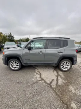 Photos of 2022 Jeep Renegade Latitude for sale in Lee's Summit, MO at Cable Dahmer Kia of Lee's Summit