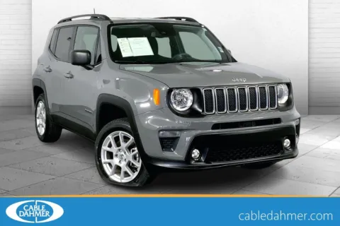 Gray 2022 Jeep Renegade Latitude for sale in Lee's Summit, MO