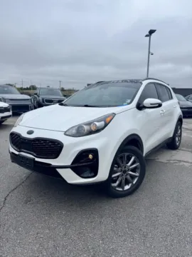 White 2022 Kia Sportage Nightfall for sale in Lee's Summit, MO