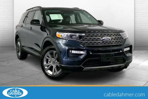 Blue 2022 Ford Explorer XLT for sale in Lee's Summit, MO