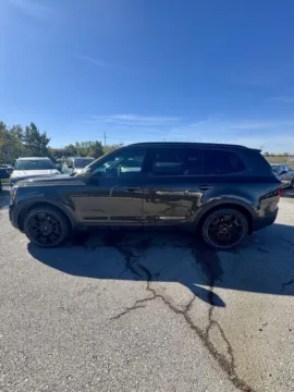 Photos of 2022 Kia Telluride EX for sale in Lee's Summit, MO at Cable Dahmer Kia of Lee's Summit