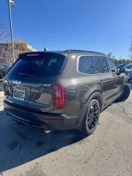 More photos of 2022 Kia Telluride EX at Cable Dahmer Kia of Lee's Summit, MO
