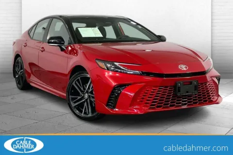 Black 2025 Toyota Camry XSE for sale in Lee's Summit, MO