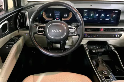 More photos of 2024 Kia Sorento S at Cable Dahmer Kia of Lee's Summit, MO