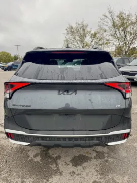 More photos of 2023 Kia Sportage X-Line at Cable Dahmer Kia of Lee's Summit, MO