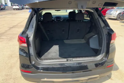 More photos of 2022 Chevrolet Equinox LT at Cable Dahmer of Topeka, KS