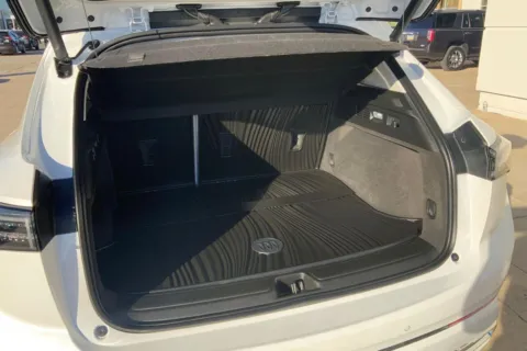 More photos of 2025 Buick Envision Avenir at Cable Dahmer of Topeka, KS