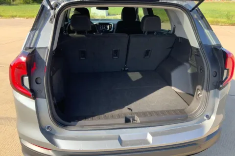 More photos of 2024 GMC Terrain SLE at Cable Dahmer of Topeka, KS