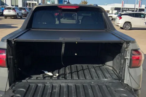 More photos of 2022 Hyundai Santa Cruz Limited at Cable Dahmer of Topeka, KS