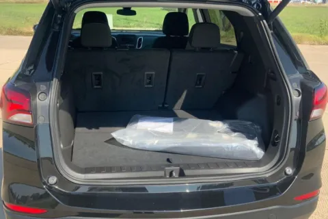 More photos of 2024 Chevrolet Equinox LT at Cable Dahmer of Topeka, KS