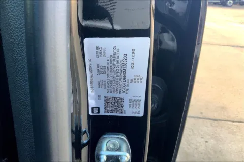 More photos of 2021 Chevrolet Colorado Z71 at Cable Dahmer of Topeka, KS